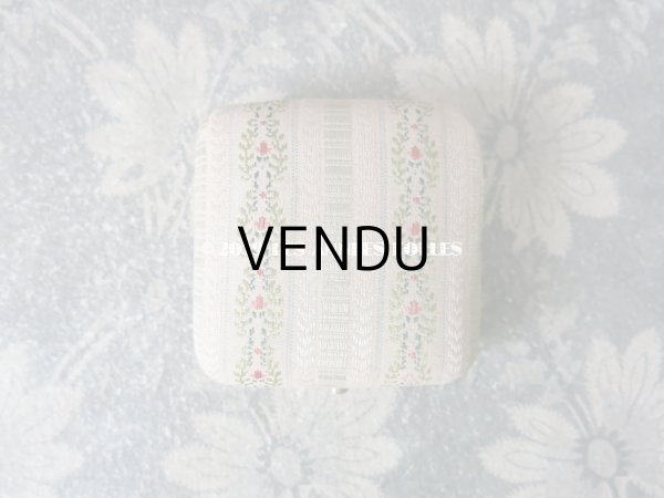 画像3: アンティーク  ジュエリーボックス シルク製ジャガード織 ジュエリーボックス (3)