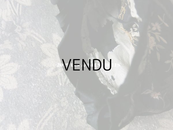 画像6: 19世紀 ナポレオン3世時代 アンティーク リボン刺繍 & 糸刺繍のオモニエール シルク製 (6)