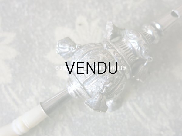 画像4: 19世紀 ナポレオン3世時代 アンティーク ラトル シルバー製 星＆花柄 (4)