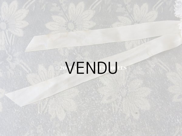 画像17: アンティーク ドール & ベビー用 大きな薔薇のリボンワーク付 シルクリボン＆レースのボネ (17)