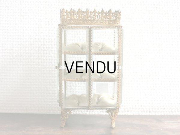 画像4: アンティーク ３段のシルク製クッションのジュエリーケース (4)