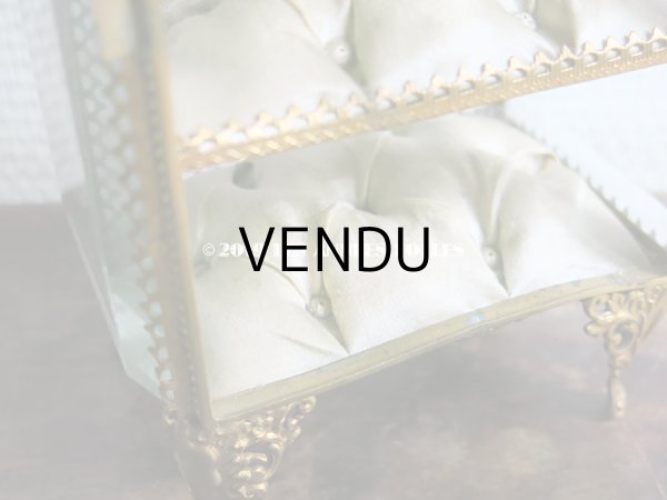 画像12: アンティーク ３段のシルク製クッションのジュエリーケース (12)