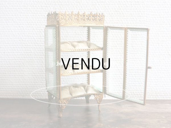 画像9: アンティーク ３段のシルク製クッションのジュエリーケース (9)