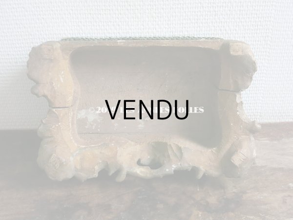 画像4: 19世紀末 アンティーク ロカイユ装飾の台座 グリーンのベルベット　(721) (4)