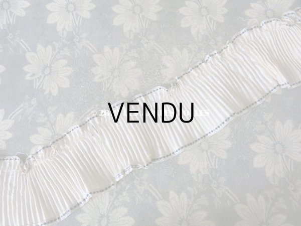 画像4: 1900年代 アンティーク  シルク製 プリーツ ドレスの裾   (4)