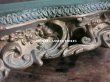 画像10: 19世紀末 アンティーク ロカイユ装飾の台座 グリーンのベルベット　(721) (10)