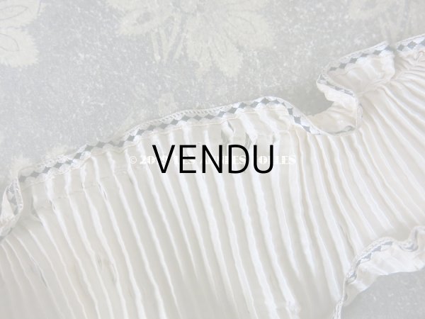 画像5: 1900年代 アンティーク  シルク製 プリーツ ドレスの裾   (5)