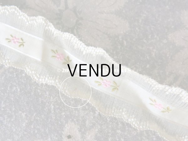画像8: 1850年代 アンティーク シルク製リボン ピンクの小さな花の刺繍入り 85cm (8)