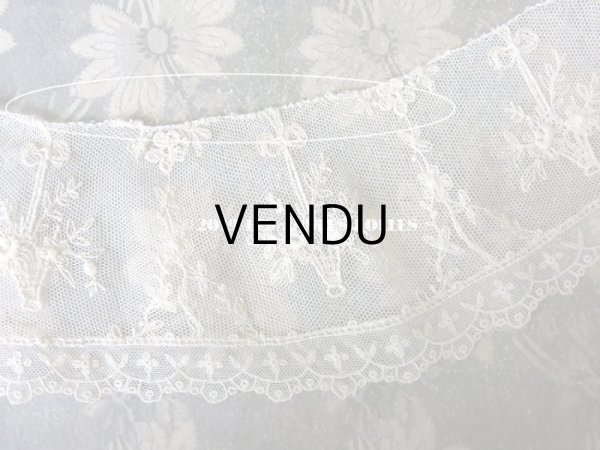 画像6: 1900年代 アンティーク 薔薇の花かご刺繍入りレース  (6)