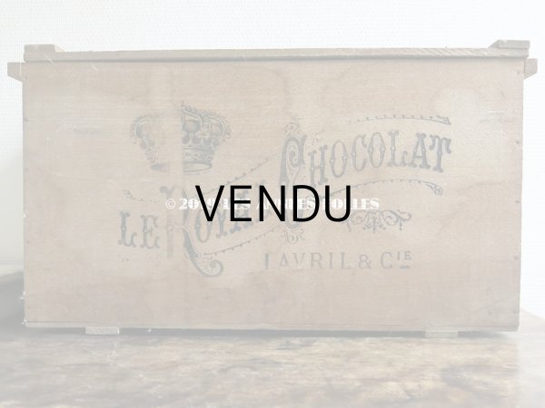 画像4: 【クリスマスセール2019対象外】 アンティーク チョコレートの運搬用 大きな木箱 LE ROYAL CHOCOLAT - LAVRIL&Cie - (4)