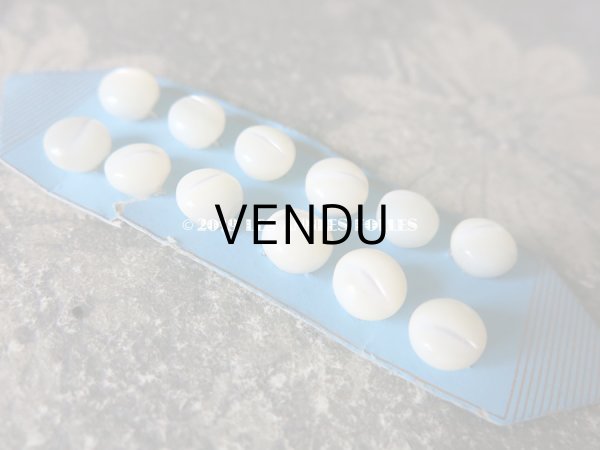 画像5: 【クリスマスセール2019対象外】 アンティーク ドール用 丸ボタン 6〜6.5mm & 7〜7.5mm マザーオブパール製 ボタン シェルボタン 12ピース (5)