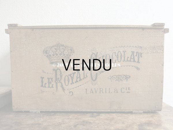 画像3: 【クリスマスセール2019対象外】 アンティーク チョコレートの運搬用 大きな木箱 LE ROYAL CHOCOLAT - LAVRIL&Cie - (3)