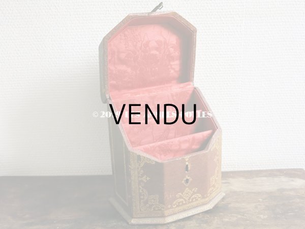 画像9: 19世紀 アンティーク ナポレオン3世時代 本革製 レターボックス 金彩入り (9)