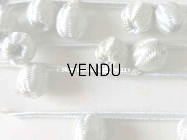 画像8: 1900年代 アンティーク シルク製 ポンポン付 トリム パウダーブルー (8)