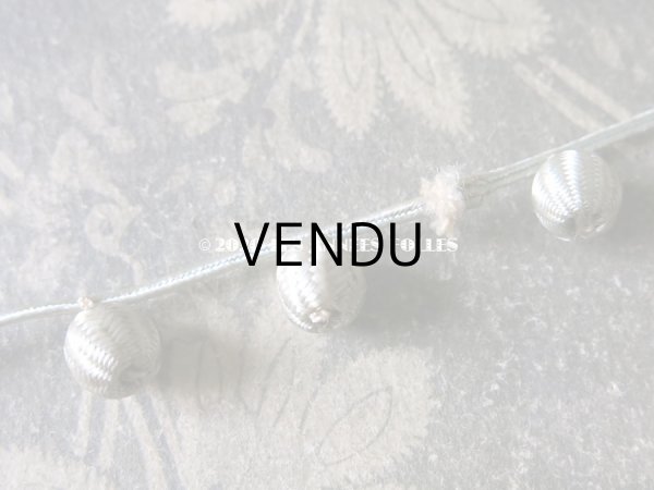 画像6: 1900年代 アンティーク シルク製 ポンポン付 トリム パウダーブルー (6)