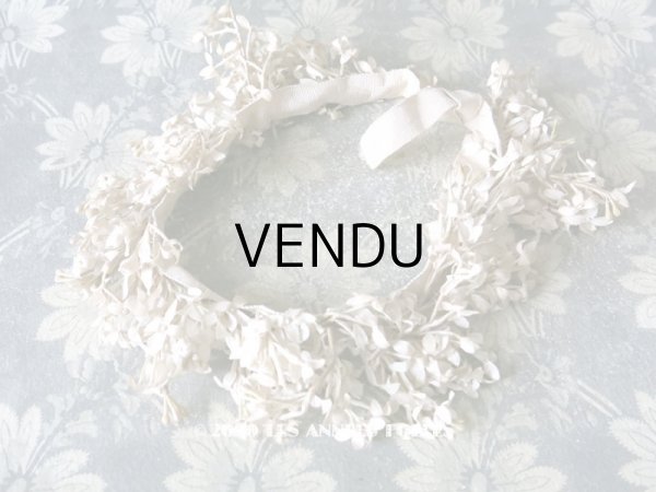 画像1: アンティーク ホワイトライラックの花冠 ヘッドリース　ウェディング 結婚式 ティアラ (1)