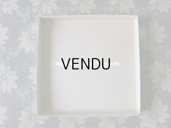 画像7: アンティーク 花模様 ハンカチ用 紙箱 SOUVENIR DE BAGNOLE DE L'ORNE (7)