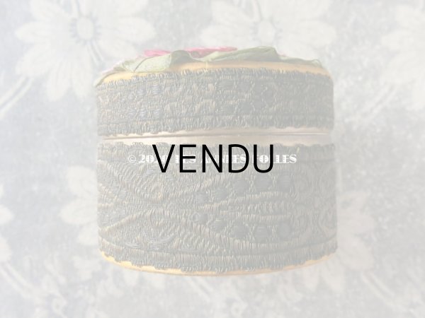 画像6: アンティーク　シルク製ロココモチーフ付 パウダーボックス  (6)