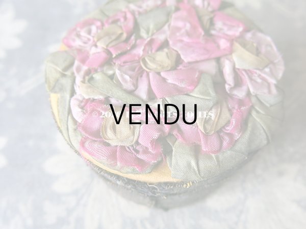 画像4: アンティーク　シルク製ロココモチーフ付 パウダーボックス  (4)