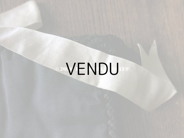 画像10: アンティーク ハンキーケース 黒 モノグラム刺繍 ハンカチ用ポシェット  (10)