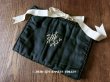 画像1: アンティーク ハンキーケース 黒 モノグラム刺繍 ハンカチ用ポシェット  (1)