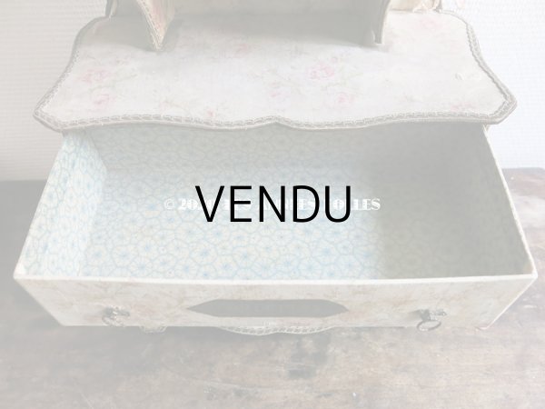 画像10: 【セール対象外】1900年代 アンティーク カルトナージュチェスト  薔薇模様 (10)