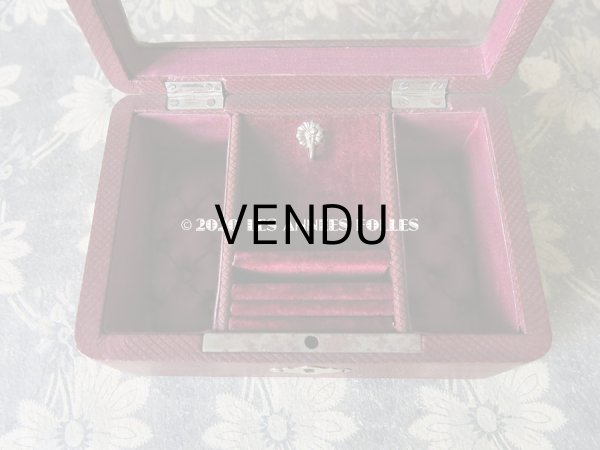 画像7: アンティーク 本革製 ジュエリーケース  ボルドー キルティングのシルク製クッション (7)