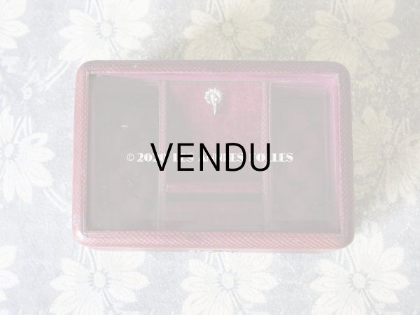 画像13: アンティーク 本革製 ジュエリーケース  ボルドー キルティングのシルク製クッション (13)