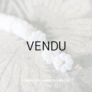 画像: アンティーク  スパンコール 花 フラワー 6mm ペールホワイト 24〜50ピースのセット