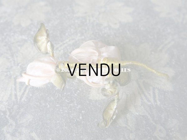 画像4: アンティーク 球状 淡いピンクの薔薇のロココモチーフ  (4)