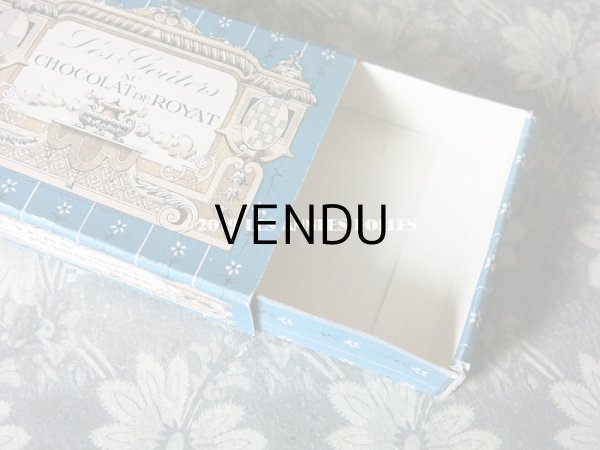 画像6: アンティーク 『 マルキーズ・ ドゥ・セヴィニエ 』のお菓子箱 LES GOUTERS AU CHOCOLAT DE ROYAT - MARQUISE DE SEVIGNE PARIS - (6)