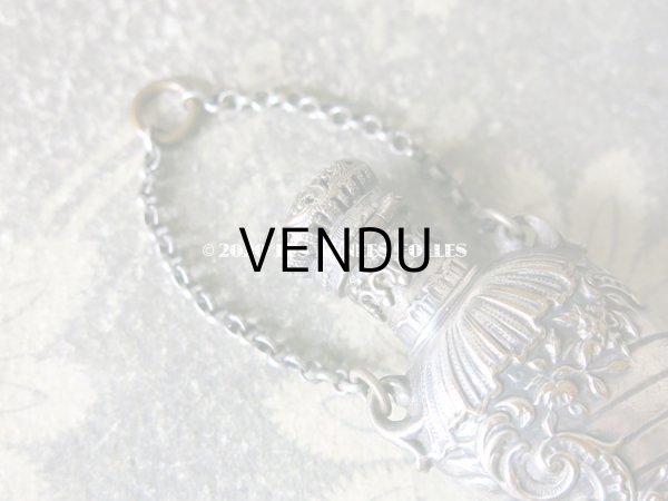 画像6: アンティーク シャトレーヌ用 ロカイユ装飾の香水瓶 (6)