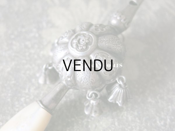 画像4: 19世紀 ナポレオン3世時代 アンティーク ラトル シルバー製  (4)