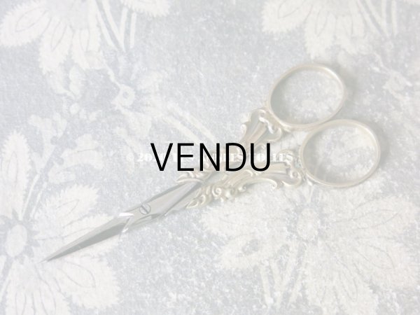 画像9: 19世紀初頭 シャルル10世時代 アンティーク ヴェルメイユ製  裁縫道具のセット (9)