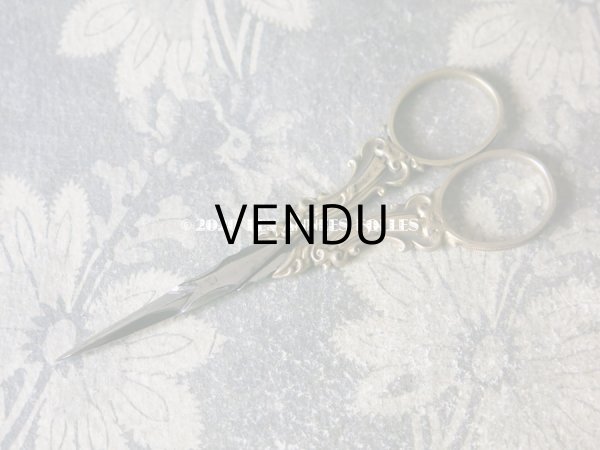 画像8: 19世紀初頭 シャルル10世時代 アンティーク ヴェルメイユ製  裁縫道具のセット (8)