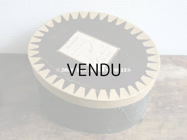 画像17: 19世紀末 アンティーク 小さな女の子用 帽子 箱付き パウダーピンクのシルクサテン＆シルクシフォン (17)