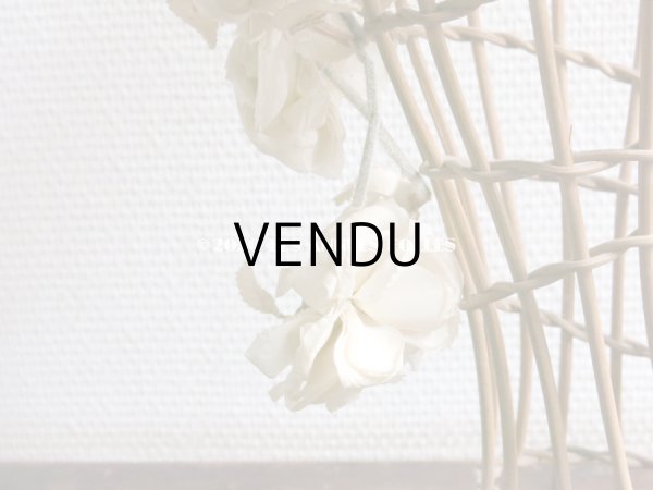 画像10: アンティーク 薔薇とその蕾の花冠 オフホワイト 布花のヘッドリース ティアラ (10)