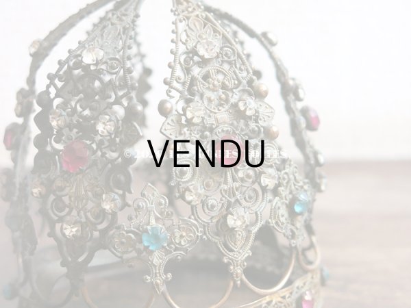 画像9: 19世紀 アンティーク ピンク＆ブルー＆クリアの石付き 聖母マリア＆幼いキリストの王冠 (9)