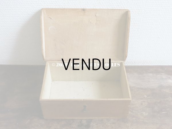 画像8: 1900年代 アンティーク ボンマルシェ百貨店の木箱 フェザー＆布花  - AU BON MARCHE MAISON BOUCICAUT PARIS - (8)