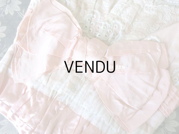 画像4: 1900年代 アンティーク ピンクのリボンが結ばれた少女のアンサンブル コルサージュ & スカート  (4)