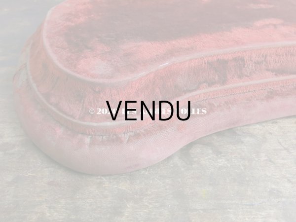 画像8: アンティーク ベルベットの大きな台座 赤　 (8)