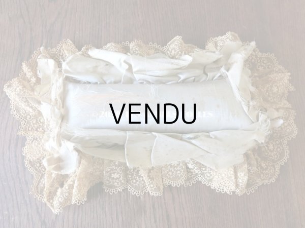 画像5: 1900年代 アンティーク 花の刺繍入り リボン＆レースで縁取られた 大きなピンクッション (5)