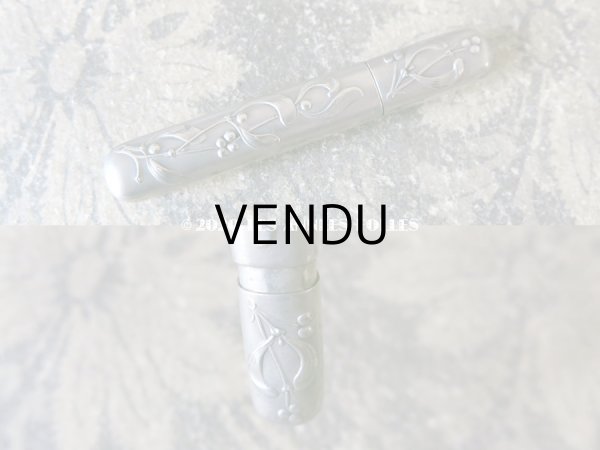 画像4: 19世紀末 アンティーク シルバー製 CHARLES MURAT ヤドリギの裁縫道具セット  (4)