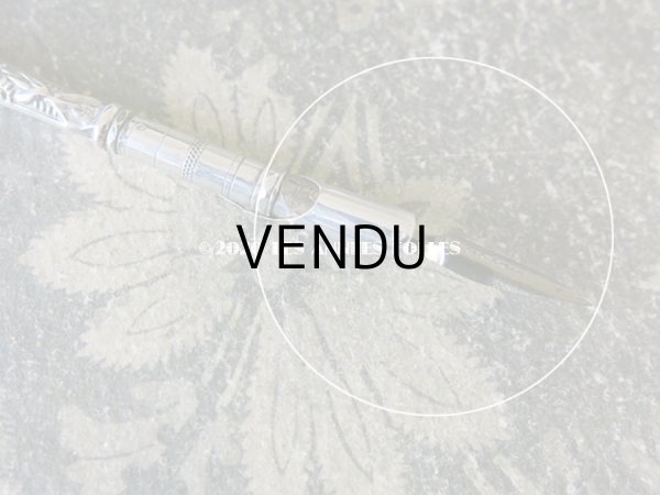 画像10: 19世紀 アンティーク ペン軸 シルバー製 ロカイユ装飾 (10)