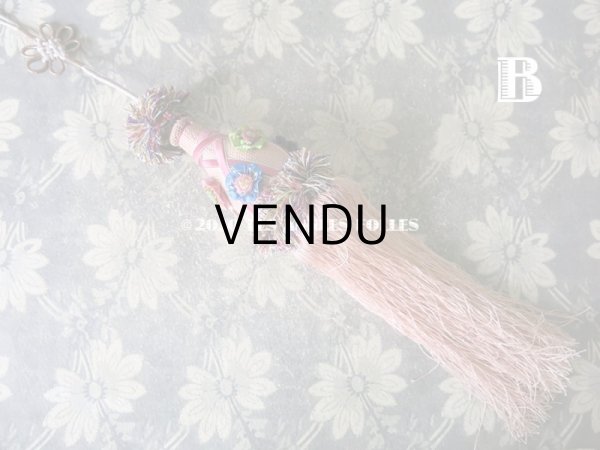 画像12: 19世紀 アンティーク シルク製 ピンクの大きなタッセル ポンポン パスマントリー  (12)