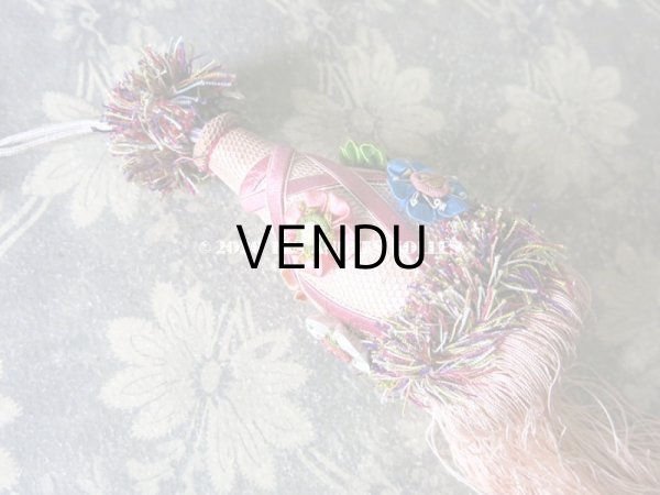 画像6: 19世紀 アンティーク シルク製 ピンクの大きなタッセル ポンポン パスマントリー  (6)