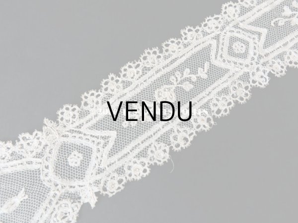 画像4: 19世紀　アンティーク バルブ・ド・ボネ 薔薇 アプリカシオン・アングルテール　 (4)