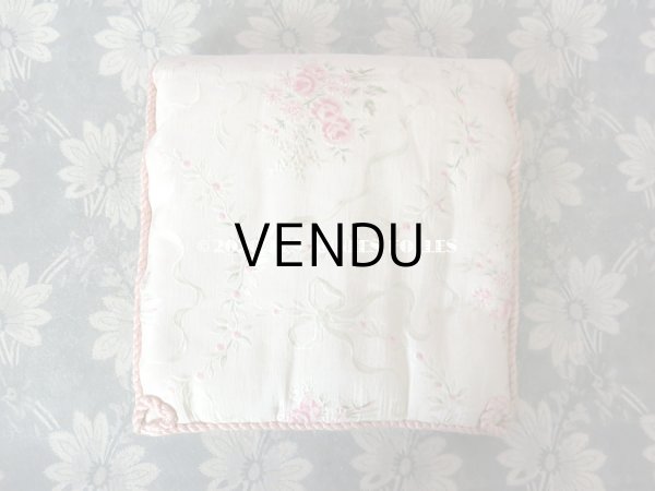 画像4: アンティーク 小さなハンキーケース ピンクの薔薇&リボンのガーランド ハンカチ用ポシェット  (4)