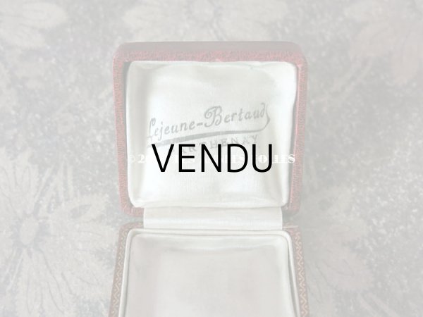 画像9: アンティーク 花模様の金彩入り ジュエリーボックス グレナディンレッド (9)