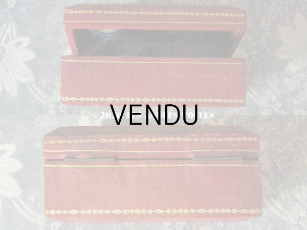 画像4: 19世紀 アンティーク 本革製　王冠＆イニシャル【N】　スタンプケース 切手入れ  (4)